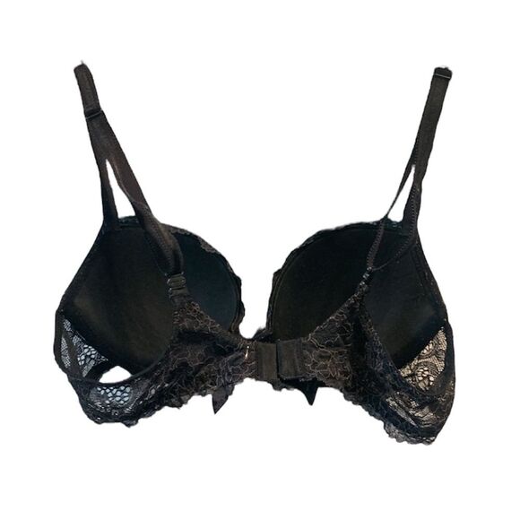 Victoria’s Secret | Women’s Black Padded Lace Bra - Picture 3 of 8